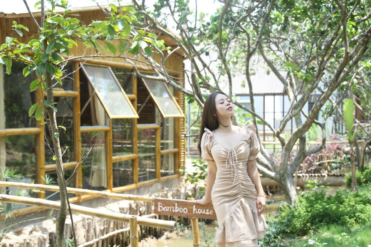 Hide Away Bungalows In Ben Tre City Bagian luar foto